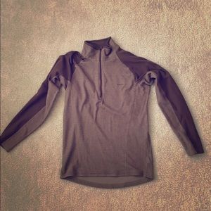 ☀️Patagonia 1/4 zip thermal top